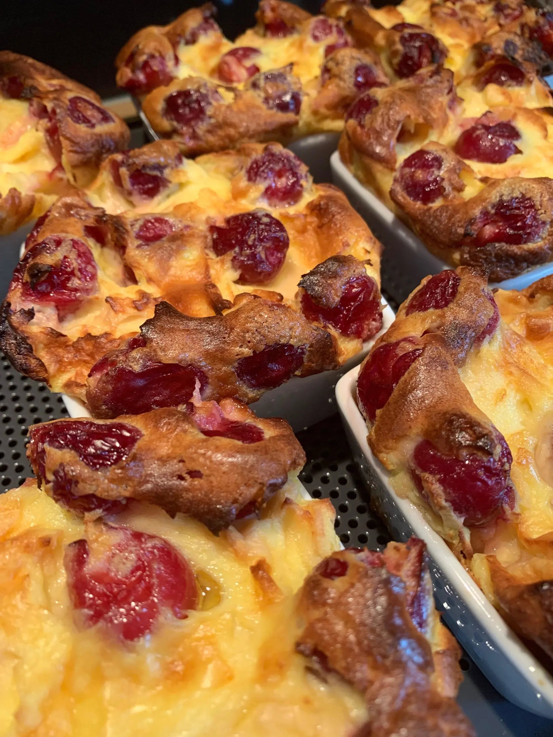 Clafoutis-aux-Cerises lesdelicesdecaro